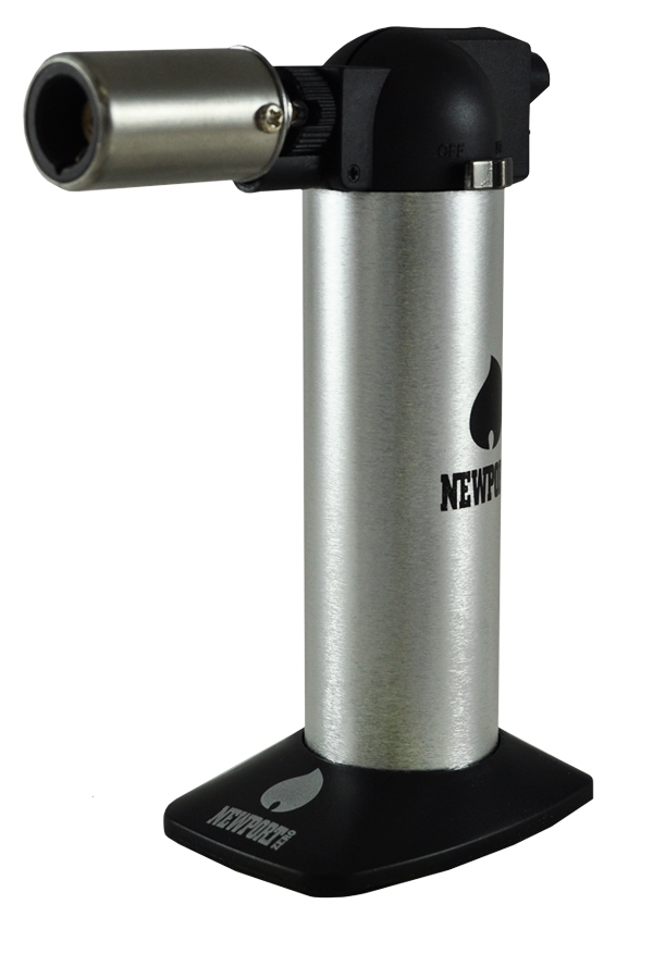 Picture of NEWPORT ZERO SILVER TORCH LIGHTER 6 INCHES